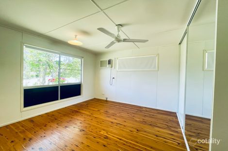 Property photo of 9A-9B Chifley Court Moranbah QLD 4744
