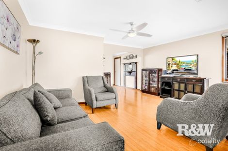 Property photo of 9 Dryberry Avenue St Clair NSW 2759