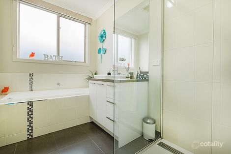 Property photo of 8 Lightfoot Rise Botanic Ridge VIC 3977