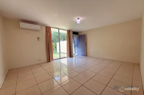 Property photo of 2/54 Chermside Road Eastern Heights QLD 4305