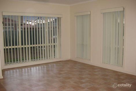 Property photo of 17 Northampton Crescent Caroline Springs VIC 3023