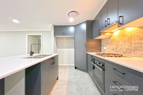 Property photo of 18 Arnhem Road Edmondson Park NSW 2174