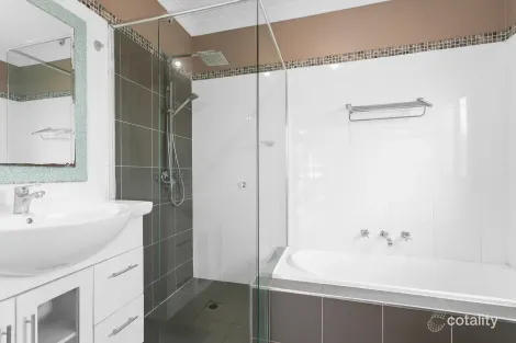 Property photo of 171 Gladstone Avenue Mount Saint Thomas NSW 2500