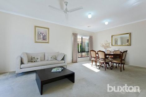 Property photo of 10 Muscat Place Waurn Ponds VIC 3216