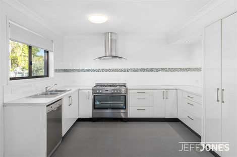 Property photo of 4 Whitecastle Street Carindale QLD 4152