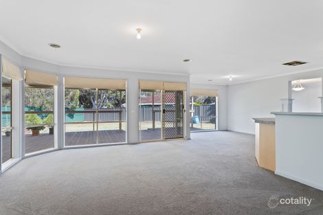 Property photo of 14 Hoban Close Keilor Downs VIC 3038