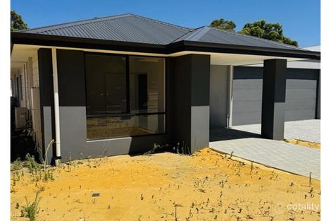 Property photo of 21 Etana Lane Camillo WA 6111