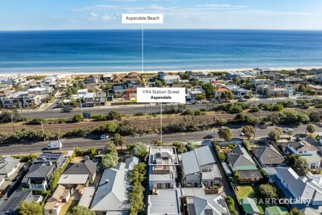 Property photo of 1/94 Station Street Aspendale VIC 3195