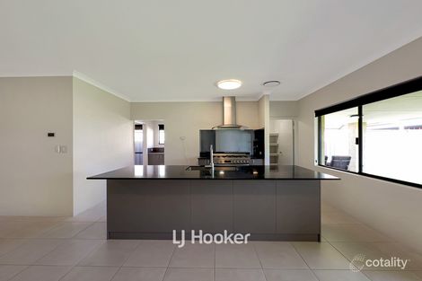 Property photo of 62 Grandite Fairway Australind WA 6233