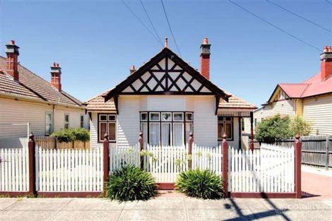 Property photo of 17 Waverley Street Essendon VIC 3040