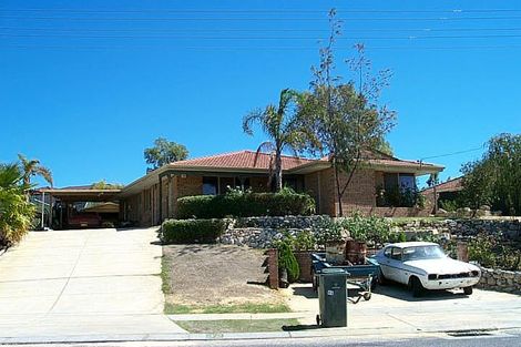 Property photo of 32 Lateral Loop Beldon WA 6027