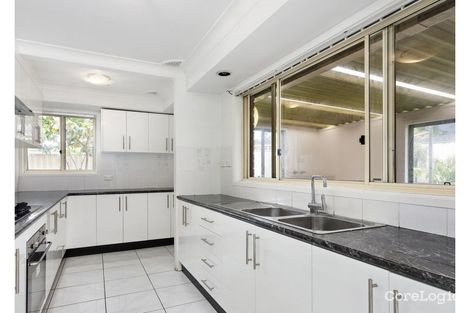 Property photo of 5 Peerless Close Ingleburn NSW 2565
