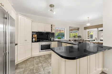 Property photo of 26 Pickworth Crescent Rowville VIC 3178