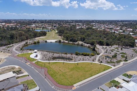 Property photo of 17 Mazeppa Drive Dudley Park WA 6210