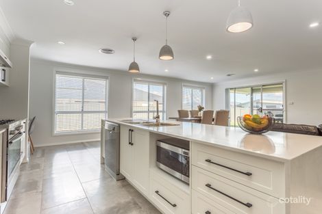 Property photo of 78 Pippin Way Orange NSW 2800