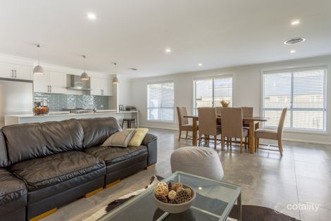 Property photo of 78 Pippin Way Orange NSW 2800