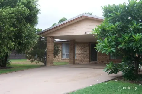Property photo of 38 White Street Emerald QLD 4720