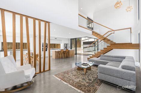 Property photo of 18 Warren Street Wakerley QLD 4154