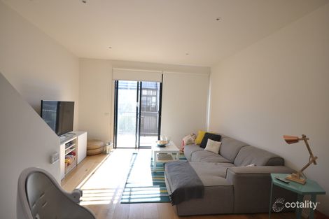 Property photo of 30 Central Park Walk Cheltenham VIC 3192