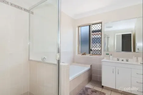 Property photo of 24 O'Dea Crescent Goodna QLD 4300