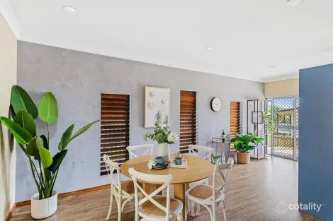 Property photo of 7 Harrison Close Kanimbla QLD 4870
