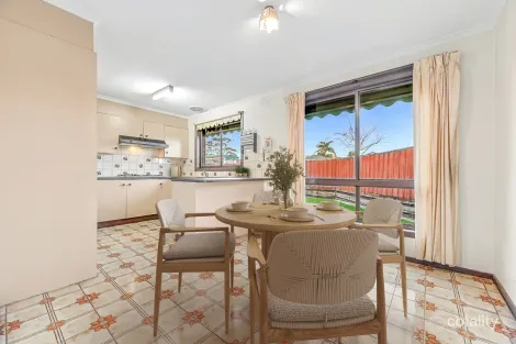 Property photo of 2/378 Corrigan Road Keysborough VIC 3173