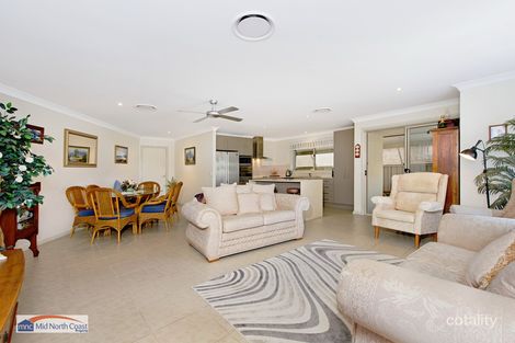 Property photo of 1/15 Eagle Place Lake Cathie NSW 2445