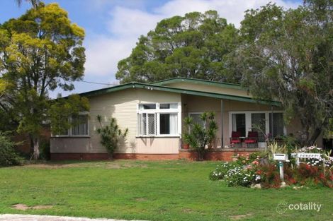 19 Jefferies St, Murgon, QLD 4605