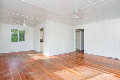 Property photo of 63 Falkirk Street Stafford Heights QLD 4053