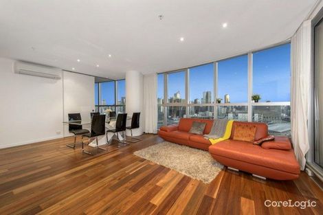 Property photo of 3204/231-245 Harbour Esplanade Docklands VIC 3008