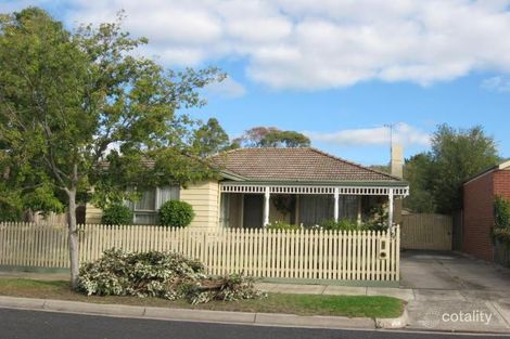 Property photo of 4 Kinlock Avenue Murrumbeena VIC 3163