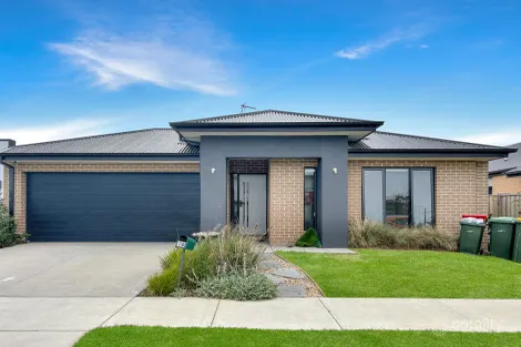 10 Robinson St, Armstrong Creek, VIC 3217