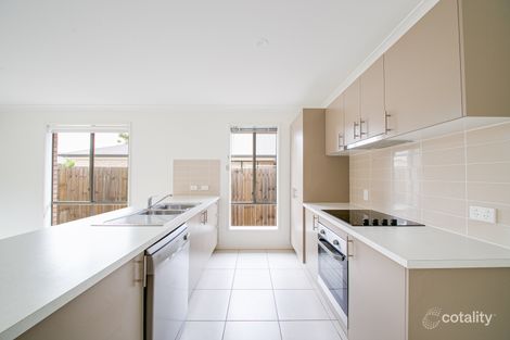 Property photo of 32 Eagleton Crescent Leichhardt QLD 4305