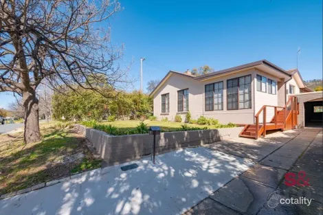 8 Givens St, Pearce, ACT 2607