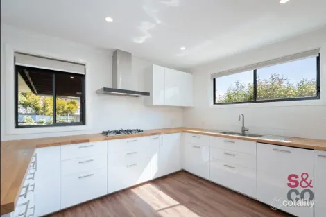 Property photo of 8 Givens Street Pearce ACT 2607