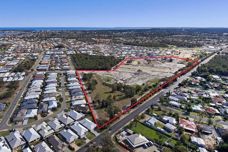 Property photo of 17 Mazeppa Drive Dudley Park WA 6210