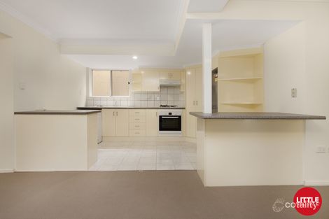 Property photo of 2/30 Prospect Terrace St Lucia QLD 4067