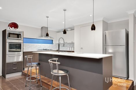 Property photo of 7 Fairbridge Road Point Cook VIC 3030