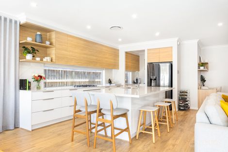 Property photo of 20 Quay Circuit Newport QLD 4020