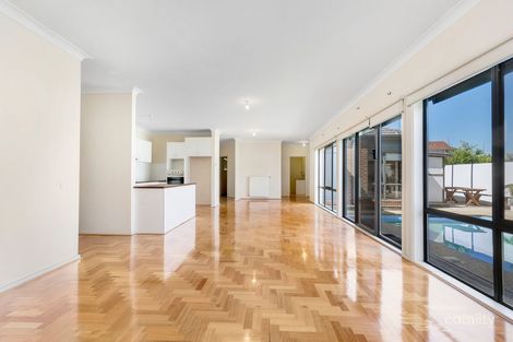 Property photo of 2/97 East Boundary Road Bentleigh East VIC 3165
