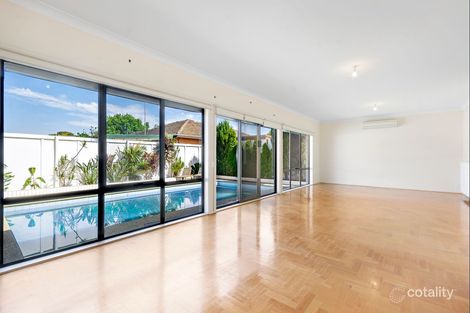 Property photo of 2/97 East Boundary Road Bentleigh East VIC 3165