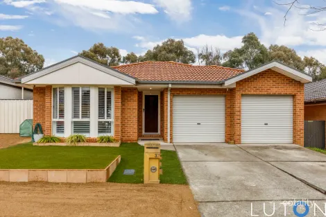 Property photo of 37 Pedrail Place Dunlop ACT 2615
