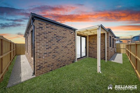 Property photo of 10 Alister Grove Tarneit VIC 3029