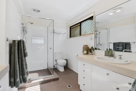 Property photo of 21 Foothill Street Elanora QLD 4221