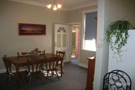 Property photo of 28 Kotara Place Kotara NSW 2289