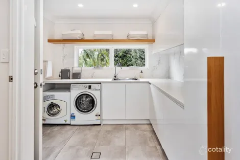 Property photo of 3 Ardrossan Place Highland Park QLD 4211