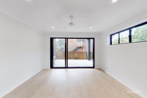 Property photo of 11/40 Embie Street Holland Park West QLD 4121
