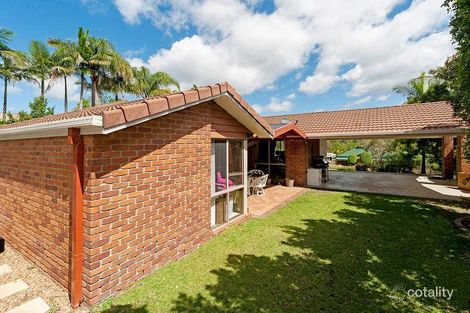 Property photo of 17 Lismore Drive Helensvale QLD 4212