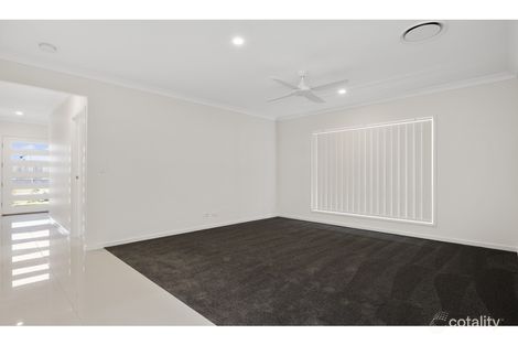 Property photo of 74 McCreadie Road Ormeau Hills QLD 4208