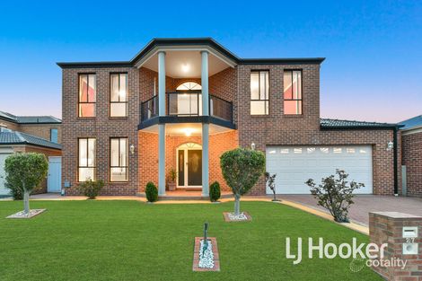 Property photo of 27 Rivergum Rise Hampton Park VIC 3976